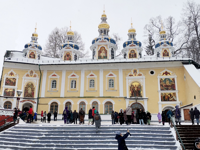 Свято-Успенский Печорский монастырь