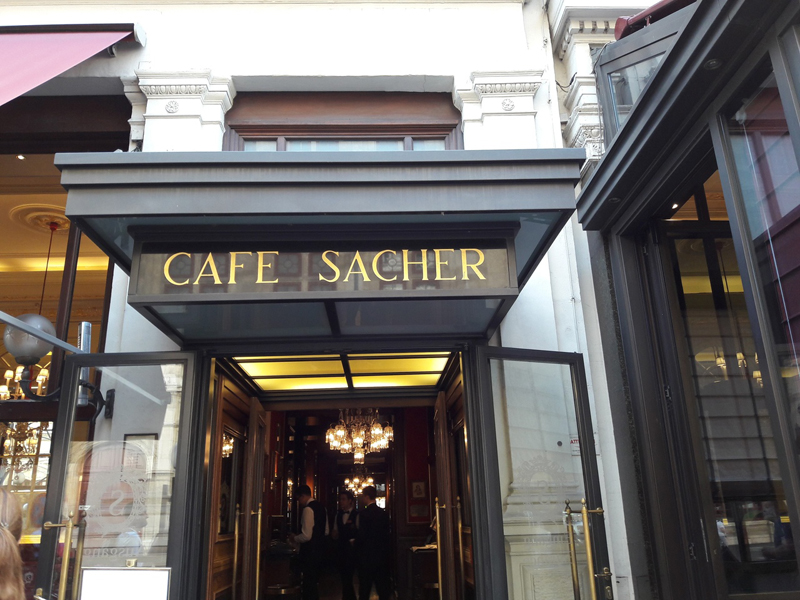 Ресторан Захер в Вене. Туры по Европе в Туле