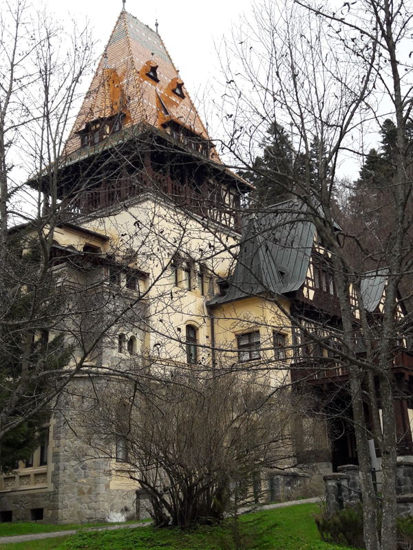 Замок Пелеш. Румыния. Туры по Европе из Тулы
